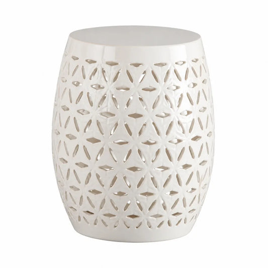 Ceramiczny stolik ogrodowy z ażurowym wzorem biały